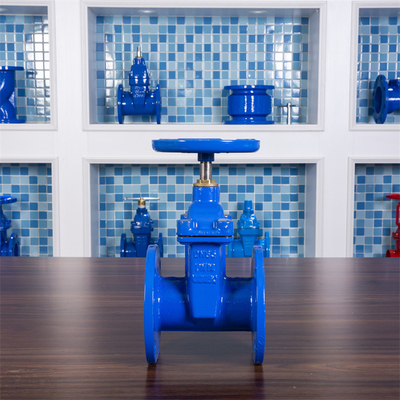Estándar alemán industrial resistente de la nuez GGG50 Z45X del cobre de la válvula de puerta de QT450 DN65 F4